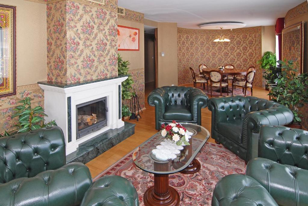 President Hotel Bratislava Esterno foto